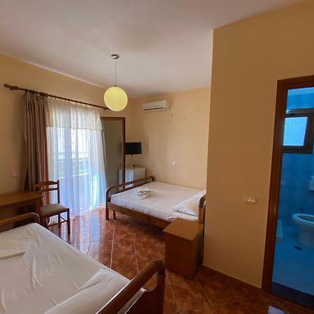 Maria Rentals Radhimë المظهر الخارجي الصورة